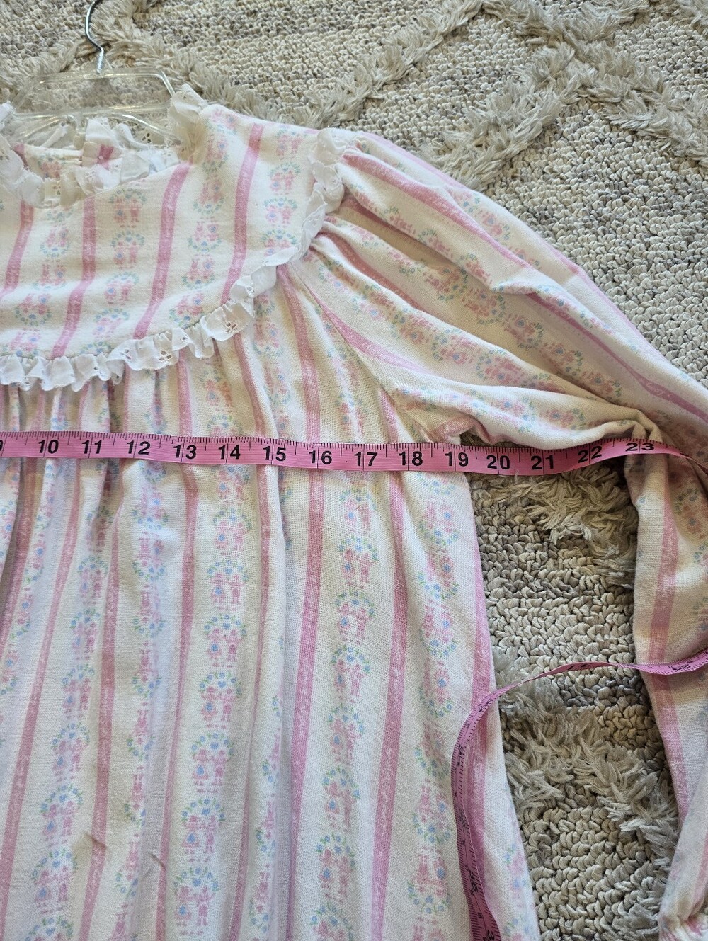 Lanz of Salzburg Nightgown Womens M Pink Floral Stripe Eyelet Lace Vintage USA - Picture 5 of 6
